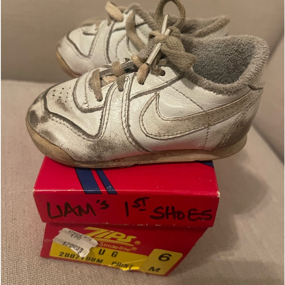 Vintage Nike Baby Shoes Sneakers Swish Swoosh White Size 6